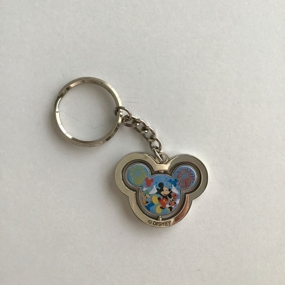 Vintage Walt Disney World Mickey Mouse Ears Swivel Keychain Keyring Castle - Picture 9 of 11